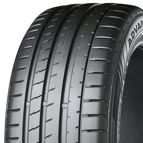 YOKOHAMA ADVAN SPORT EV 235/45 R21