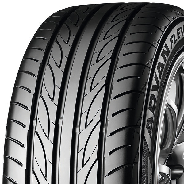 YOKOHAMA ADVAN FLEVA V701 XL RPB 215/45 R17